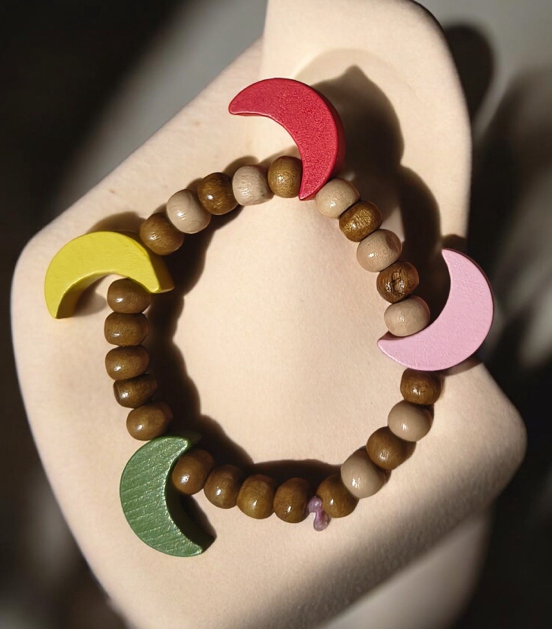 Set brățări handmade mama și fiica- lemn natural - bijuterii - brățări - brățări din mărgele - Artynos.ro