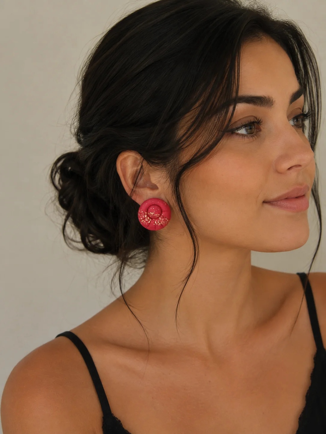 Cercei handmade din Fimo, Roșu cu foiță aurie, Ruby Bloom - bijuterii - cercei - clipsuri - Artynos.ro
