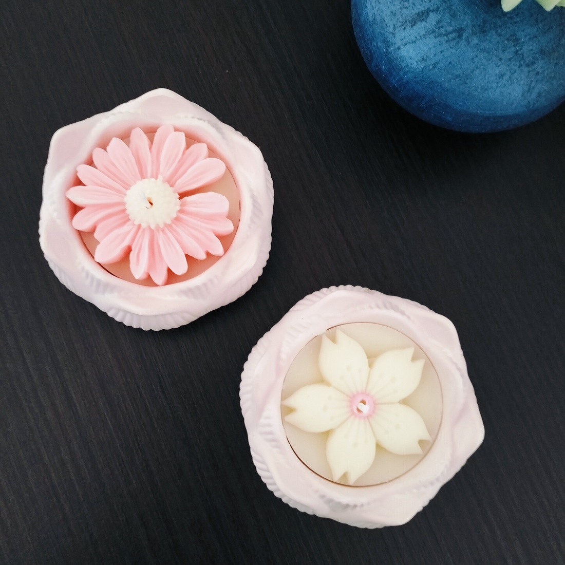 Lumânări parfumate - accesorii nuntă - materiale decor pentru nuntă - lumânări de nuntă și suport lumânări - Artynos.ro Lumânări parfumate - accesorii nuntă - materiale decor pentru nuntă - lumânări de nuntă și suport lumânări - Artynos.ro