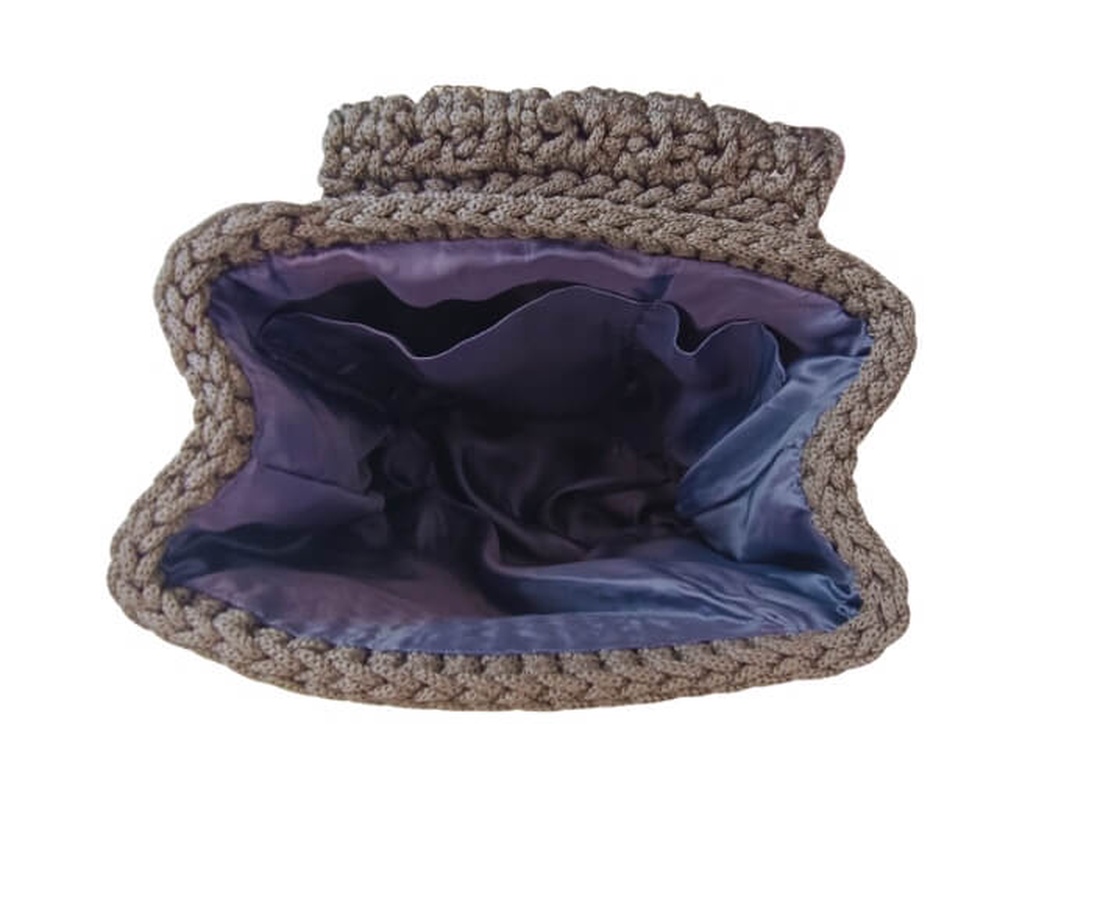 Rucsac gri crosetat - geantă și husă - rucsacuri - rucsac damă, rucsac bărbați - Artynos.ro Rucsac gri crosetat - geantă și husă - rucsacuri - rucsac damă, rucsac bărbați - Artynos.ro