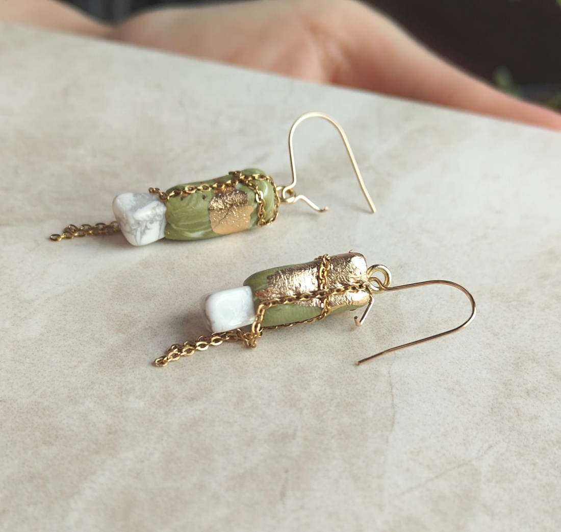 Cercei Olive Lant Aur filat 14K Piatra Howlit Eleganti Design Unicat - bijuterii - cercei - cercei din aur - Artynos.ro