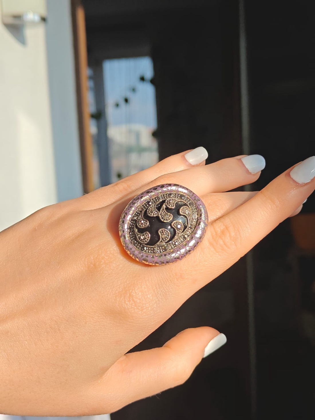 Inel Statement Dark Fantasy cu Onix - Decoratiune Metalica Vintage Reciclata - Bijuterie Witchy Handmade Dark Halloween - bijuterii - inele - inele cu pietre semiprețioase - Artynos.ro