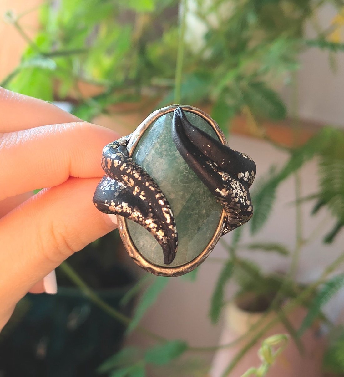 Inel Oval Statement Maximalist - Decoratiune Metalica Vintage Reciclata - Bijuterie Witchy Handmade Fantezie  - bijuterii - coliere - coliere din pietre semiprețioase - Artynos.ro
