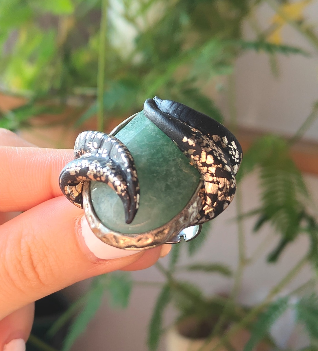 Inel Oval Statement Maximalist - Decoratiune Metalica Vintage Reciclata - Bijuterie Witchy Handmade Fantezie  - bijuterii - coliere - coliere din pietre semiprețioase - Artynos.ro