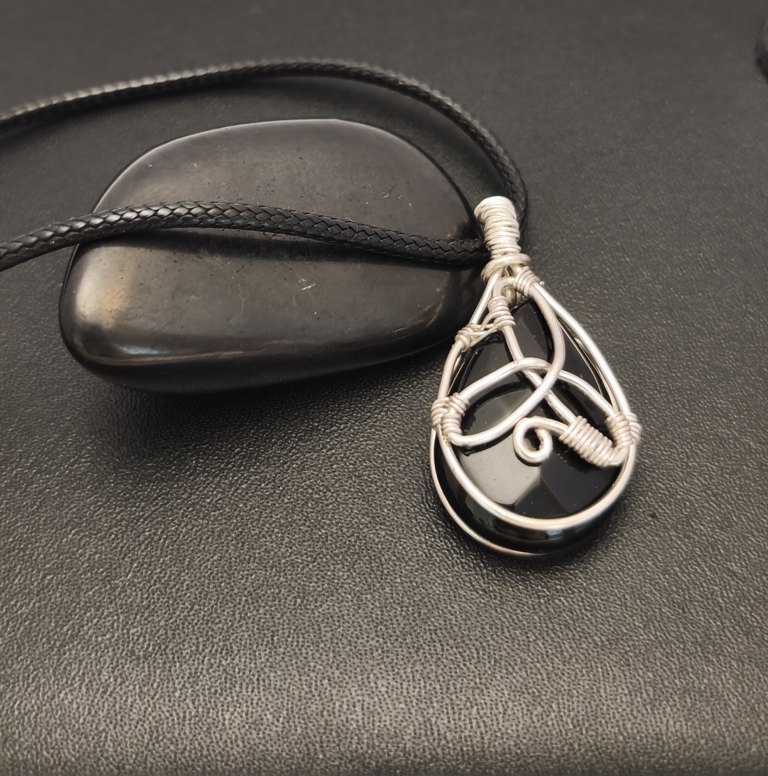 Pandativ onix - bijuterii - coliere - pandative - Artynos.ro