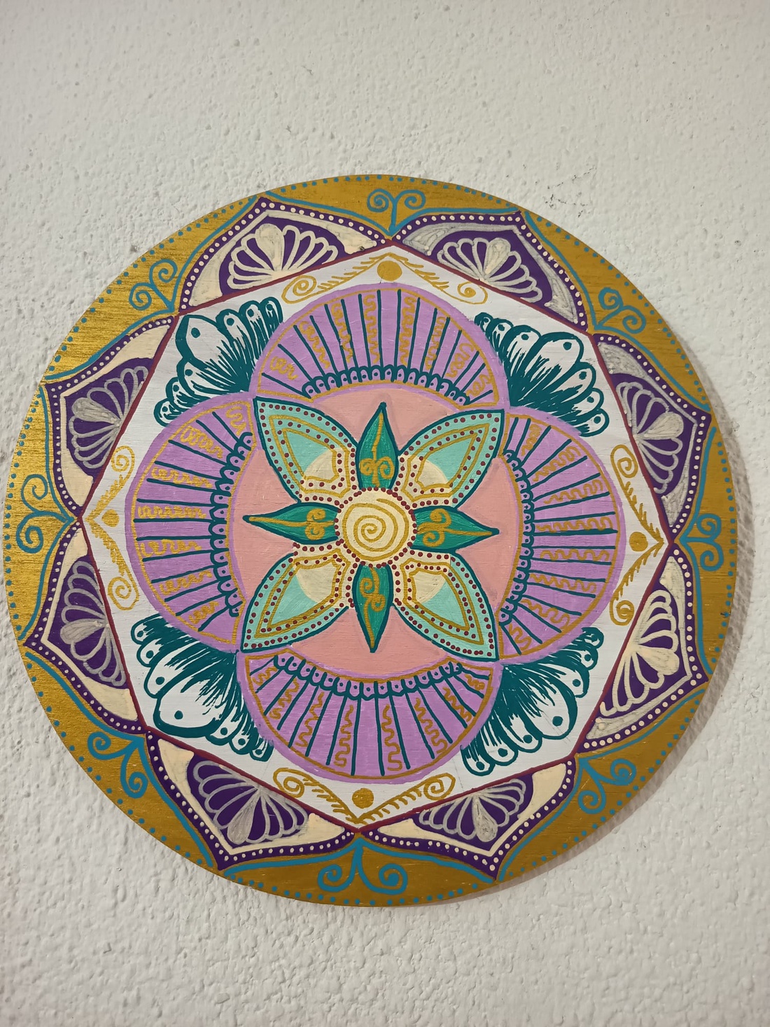 Mandala pictata manual cu motive geometrice si florale - casă & stil de viață - accesorii pentru decorat casa - decorațiuni cu tematică spirituală - mandala - Artynos.ro