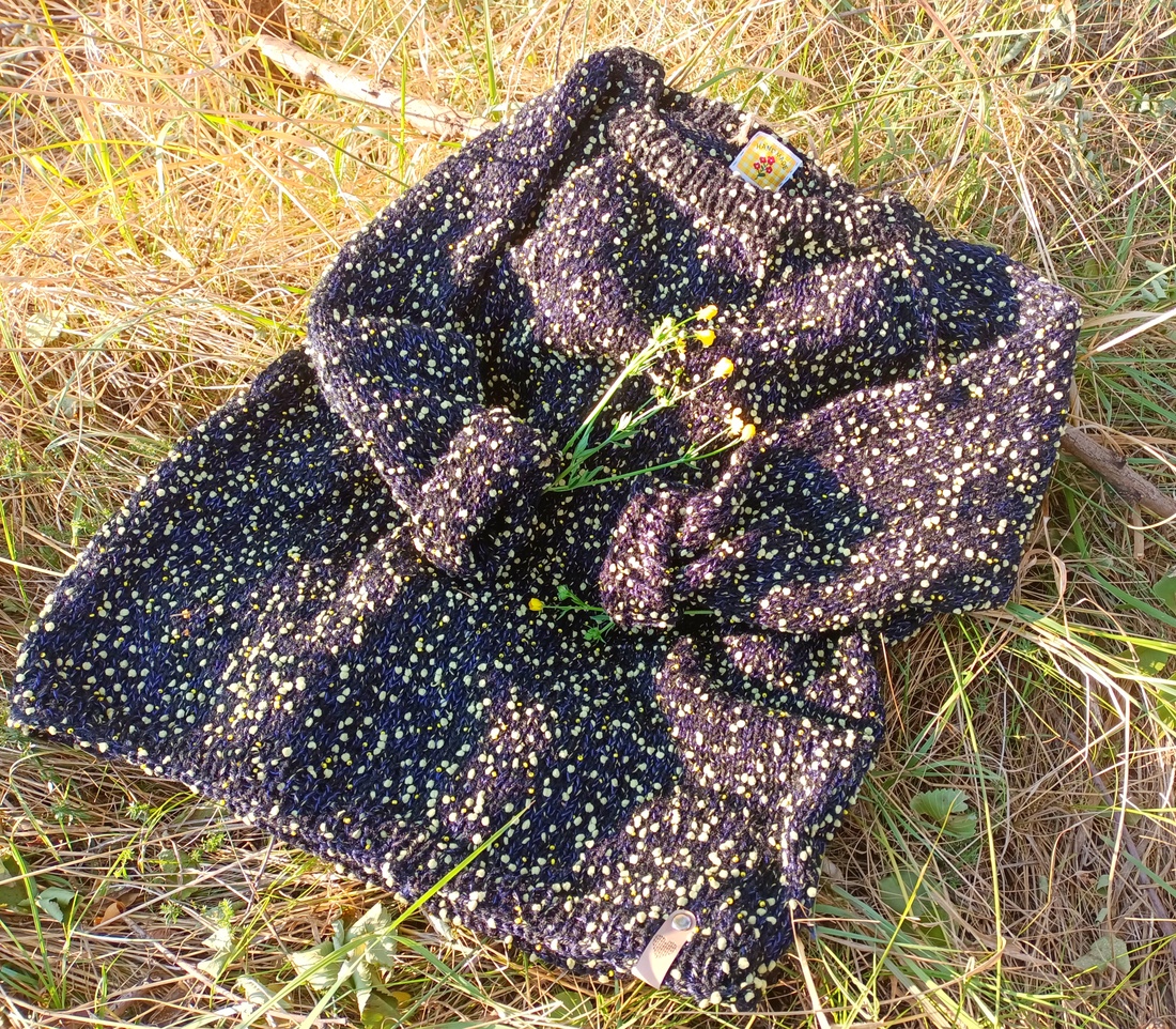 Pulover/Sweter pom-pom - îmbrăcăminte și modă - haine damă - hanorace, cardigane - Artynos.ro Pulover/Sweter pom-pom - îmbrăcăminte și modă - haine damă - hanorace, cardigane - Artynos.ro