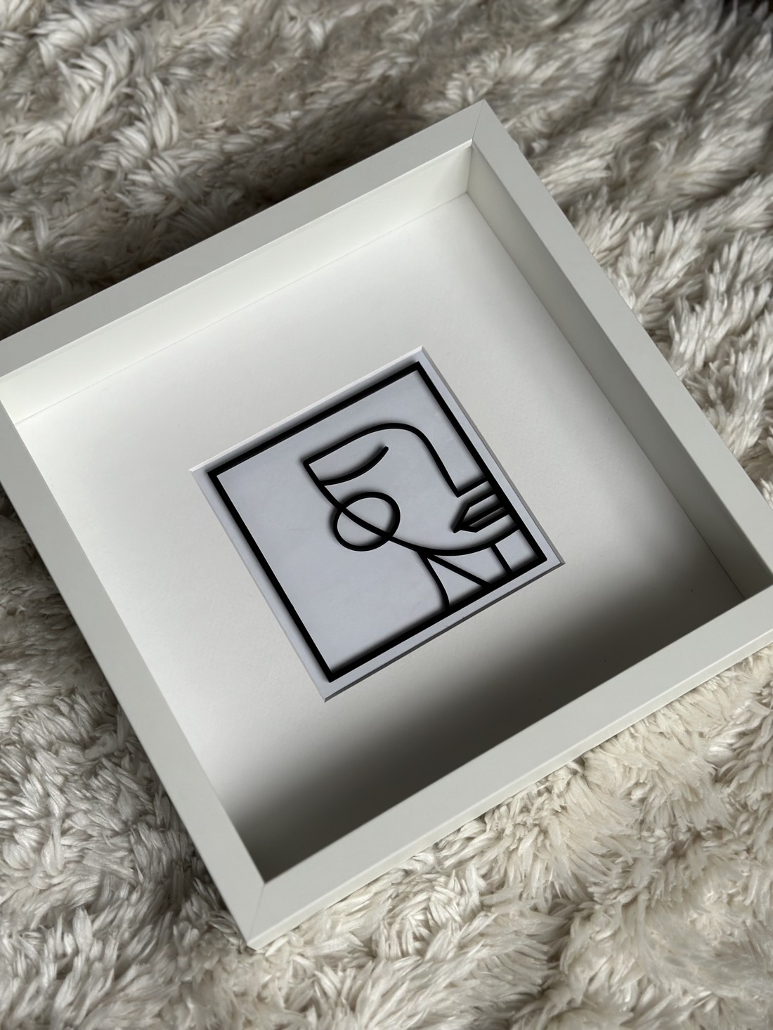 Decor de perete elegant cu față minimalistă -  - Artynos.ro