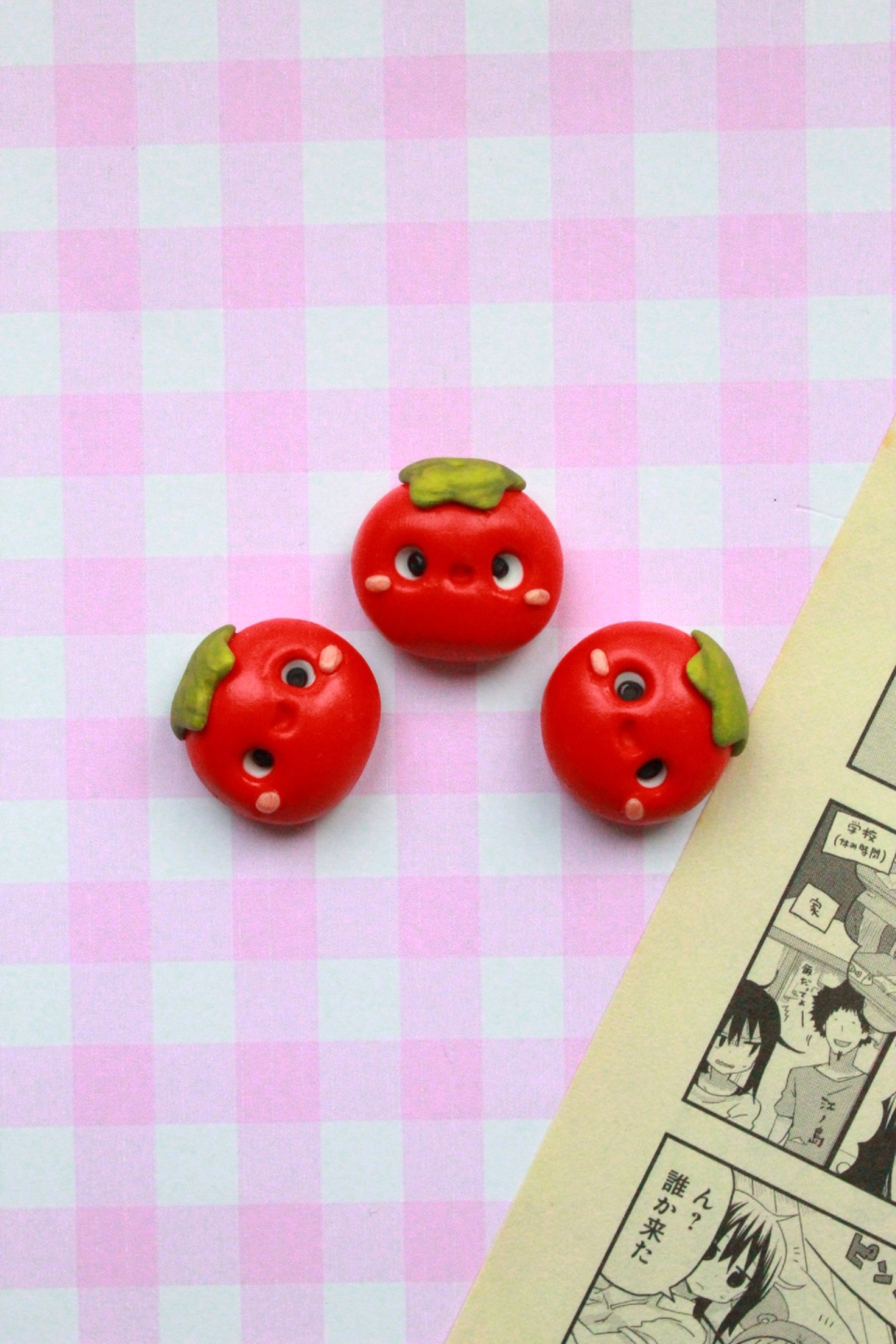 Insigna Rosie - bijuterii - mărțișor - Artynos.ro