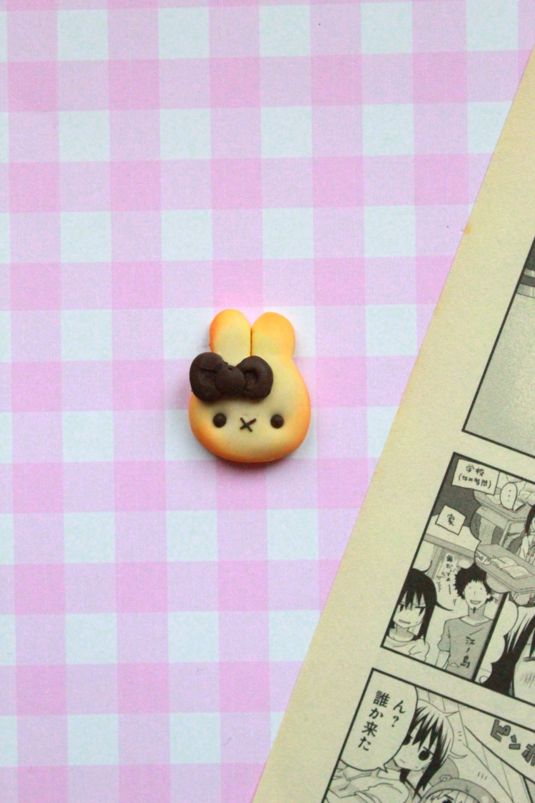 Insigna Miffy biscuit - bijuterii - mărțișor - Artynos.ro