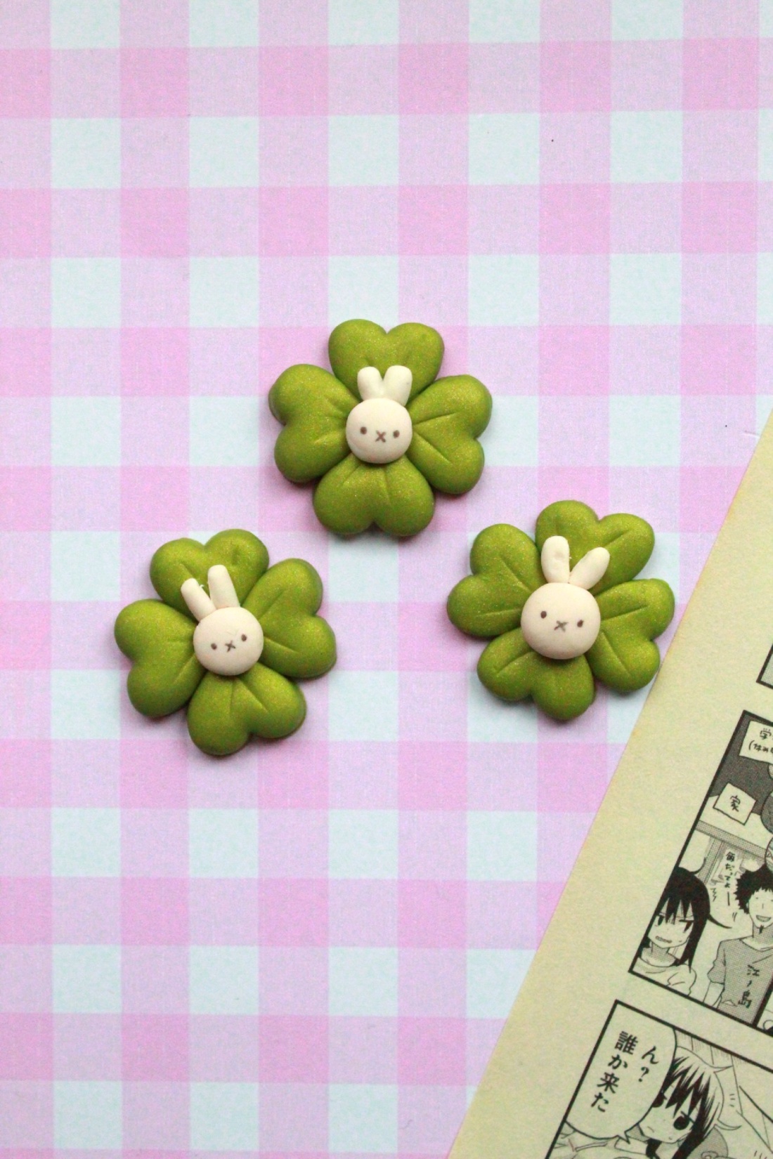 Insigna Miffy trifoi - bijuterii - mărțișor - Artynos.ro