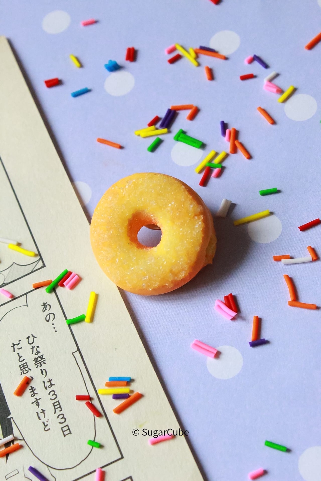 Insigna gogoasa zahar - bijuterii - mărțișor - Artynos.ro