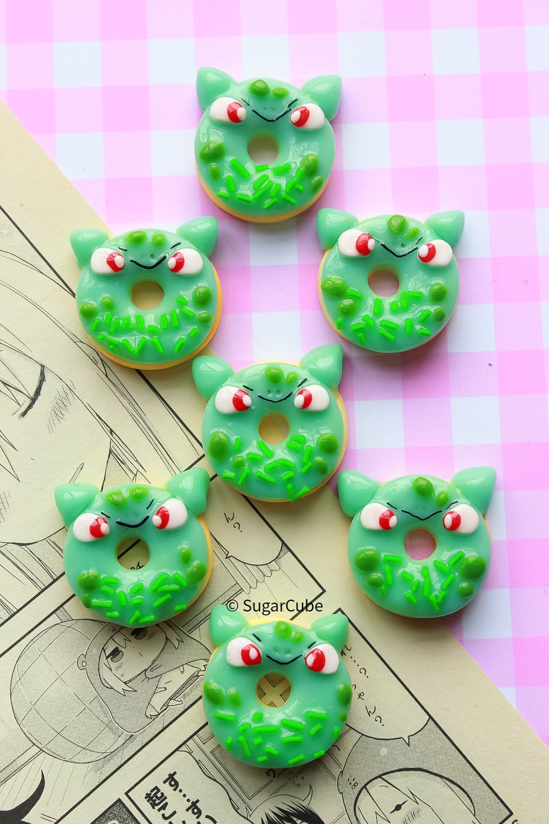 Insigna Pokemon Donut - bijuterii - mărțișor - Artynos.ro