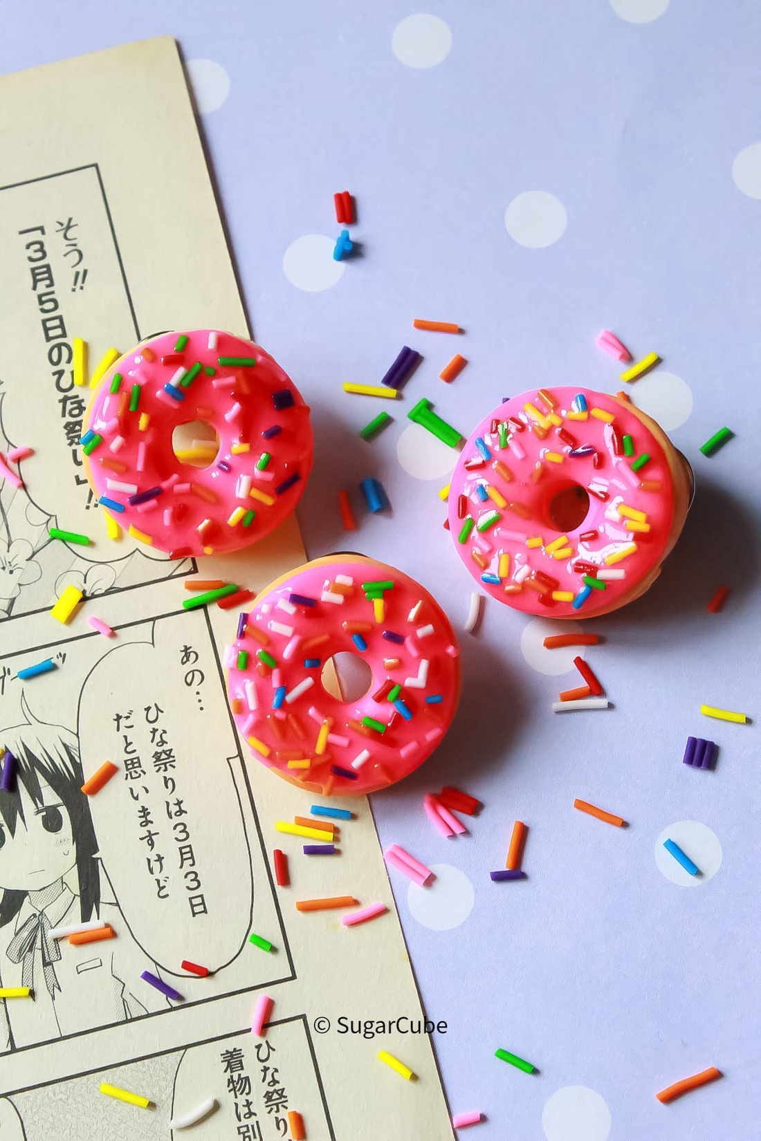 Insigna Pink donut - bijuterii - mărțișor - Artynos.ro