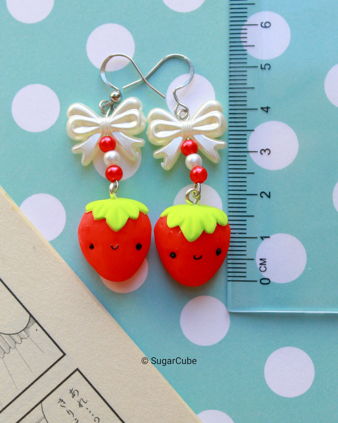 Cercei capsuni - bijuterii - cercei - cercei cu figurine - Artynos.ro