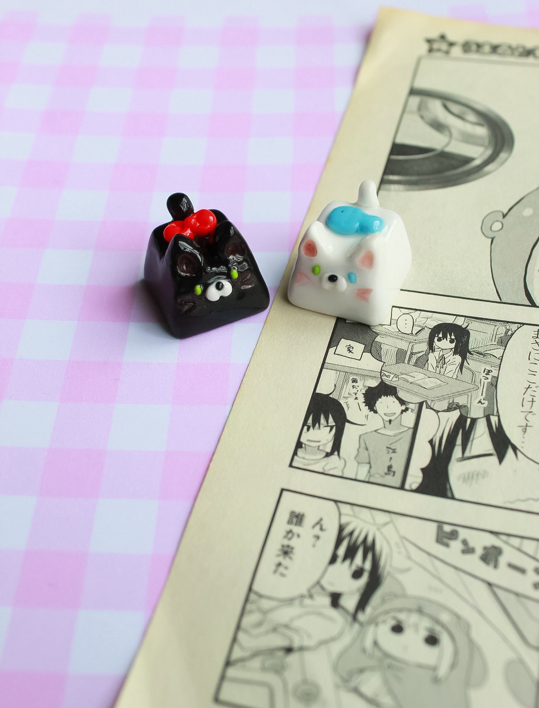 Keycaps Pisicute negre - arte vizuale și accesorii  - sculptură - sculpturi și figurine din ceramică - Artynos.ro