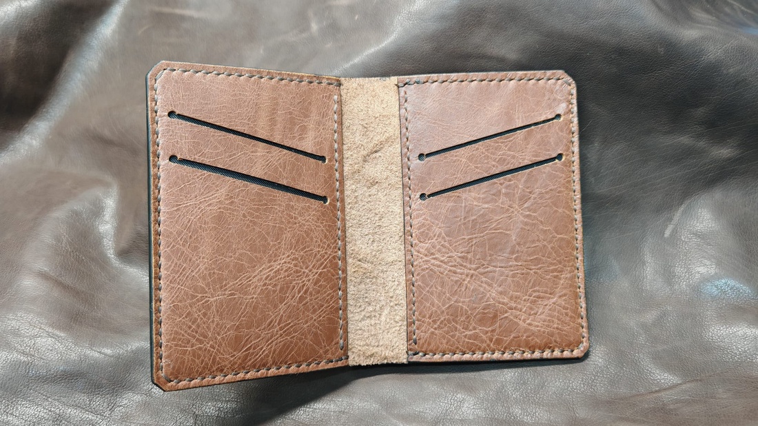 Portofel din piele naturala ,lucrat in totalitate manual(taiatpielea,cusut ,finisat) - genți și portofele - portofele, huse, suporturi - portofele - portofel bărbați - Artynos.ro
