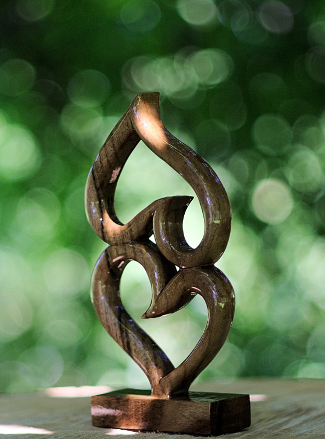 Statueta în formă de inimă  -  - Artynos.ro