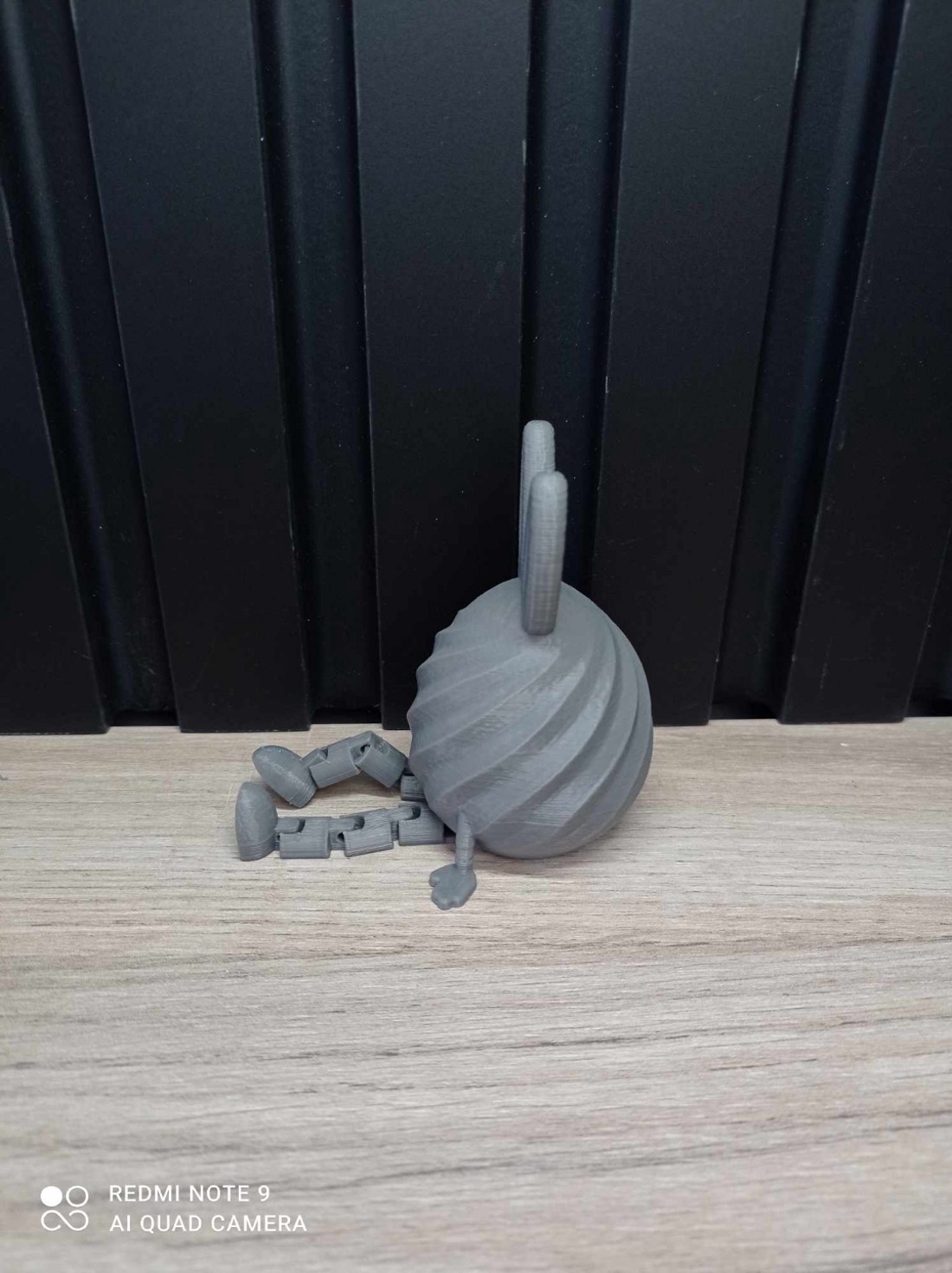 Iepuraș spiralat flexibil � Decorațiune de masă de Paște imprimată 3D - decor de sărbători - decorațiuni de paște - iepuraș de paște - Artynos.ro