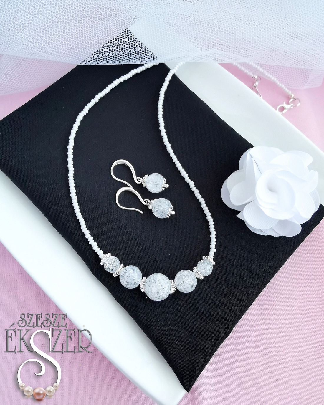 Hegyikristályos ékszerszett - accesorii nuntă - bijuterii mireasă - set bijuterii de mireasă - Artynos.ro Hegyikristályos ékszerszett - accesorii nuntă - bijuterii mireasă - set bijuterii de mireasă - Artynos.ro