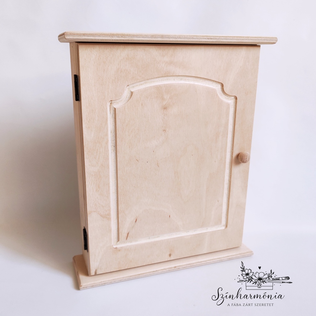 Dulap cu chei naturale cu 6 umerase - accessorii și unelte - lemn - alte produse din lemn - Artynos.ro Dulap cu chei naturale cu 6 umerase - accessorii și unelte - lemn - alte produse din lemn - Artynos.ro