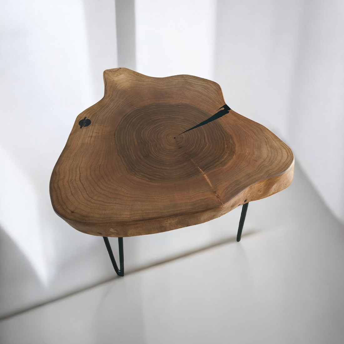 Masuta Cafea din lemn masiv de nuc  - casă & stil de viață - mobilier artizanal - mese - Artynos.ro