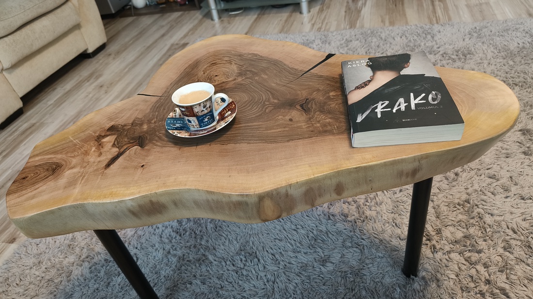 Masuta Cafea din lemn masiv de nuc  - casă & stil de viață - mobilier artizanal - mese - Artynos.ro