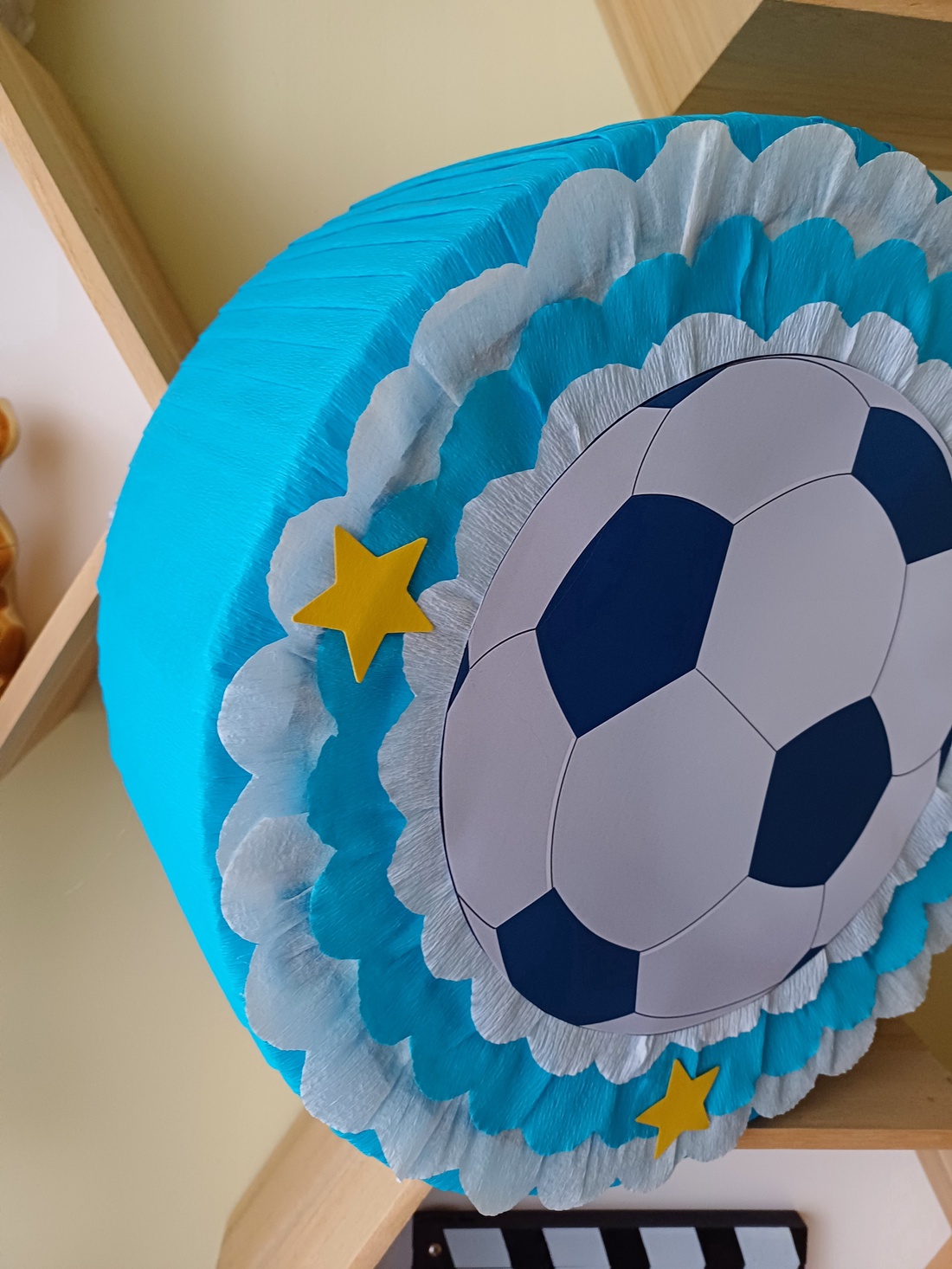 Pinata piniata minge fotbal - jucării și echipamente pentru copii - accesorii sport - accesorii pentru alte jocuri și sporturi - Artynos.ro Pinata piniata minge fotbal - jucării și echipamente pentru copii - accesorii sport - accesorii pentru alte jocuri și sporturi - Artynos.ro