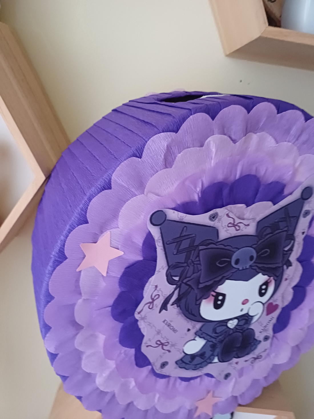 Piñata pinata piniata Kuromi - jucării și echipamente pentru copii - jocuri de mișcare - Artynos.ro Piñata pinata piniata Kuromi - jucării și echipamente pentru copii - jocuri de mișcare - Artynos.ro