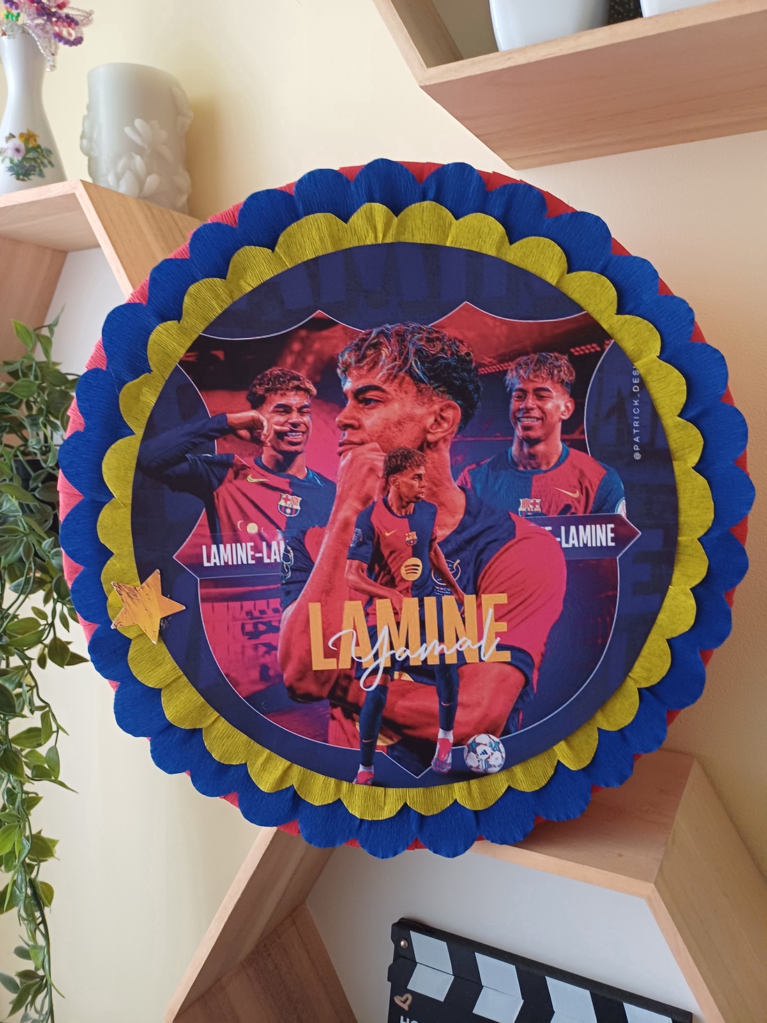 Piñata pinata piniata Lamine Jamal fotbal - jucării și echipamente pentru copii - jocuri de rol - Artynos.ro Piñata pinata piniata Lamine Jamal fotbal - jucării și echipamente pentru copii - jocuri de rol - Artynos.ro