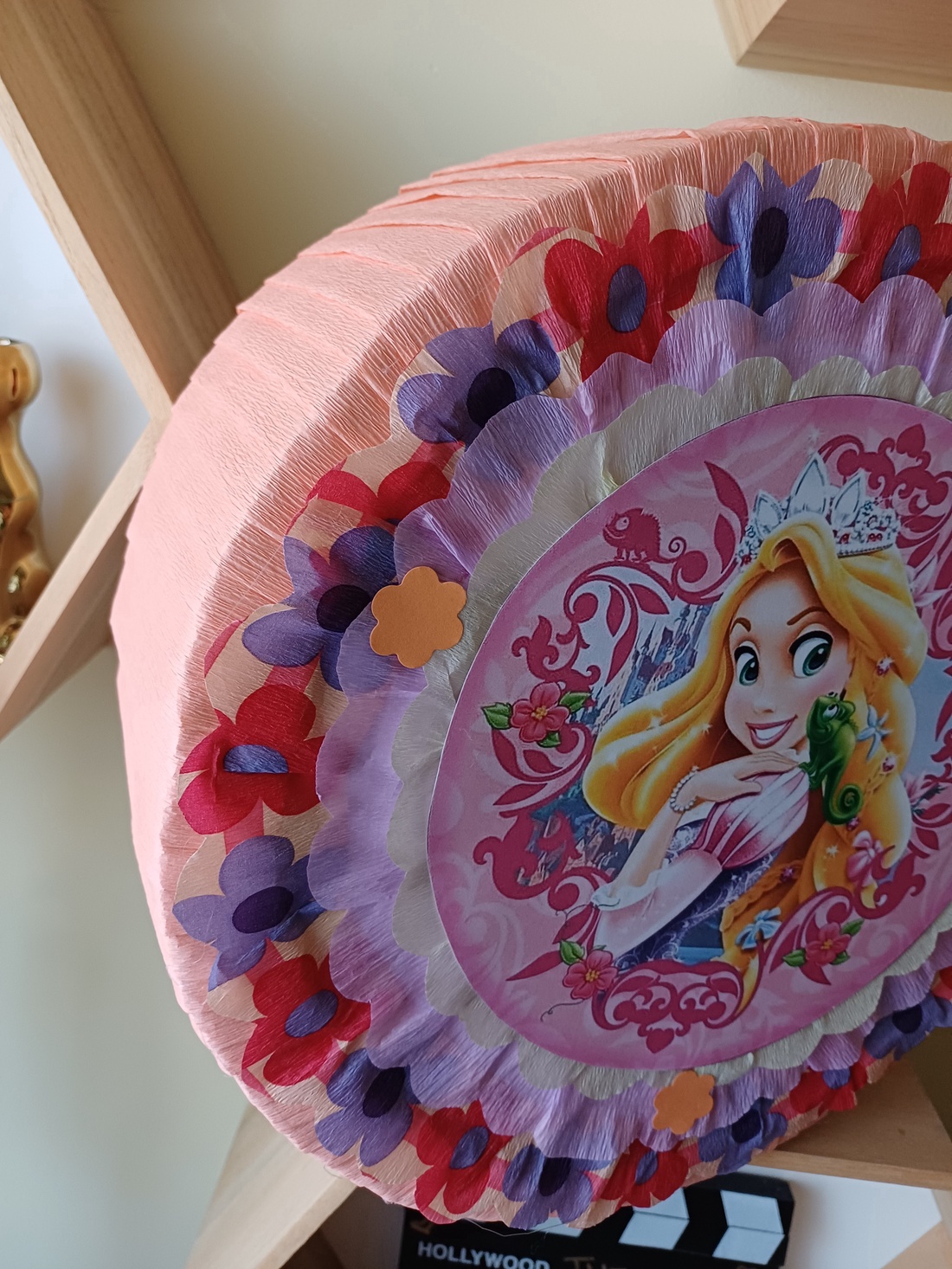 Piñata pinata piniata Rapunzel - jucării și echipamente pentru copii - jocuri de mișcare - Artynos.ro Piñata pinata piniata Rapunzel - jucării și echipamente pentru copii - jocuri de mișcare - Artynos.ro