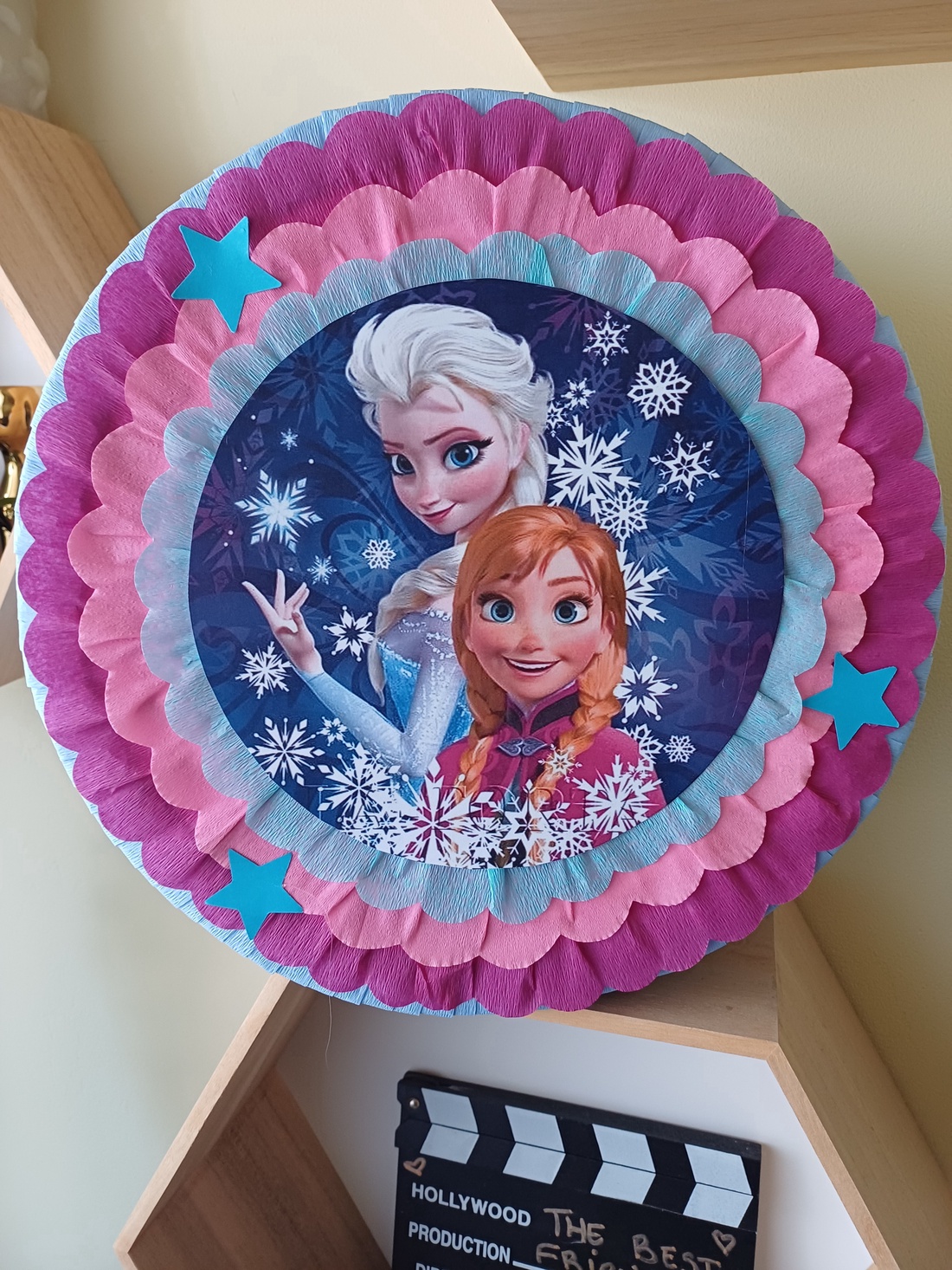 Piñata pinata piniata Ana si Elsa  - jucării și echipamente pentru copii - jocuri de rol - Artynos.ro