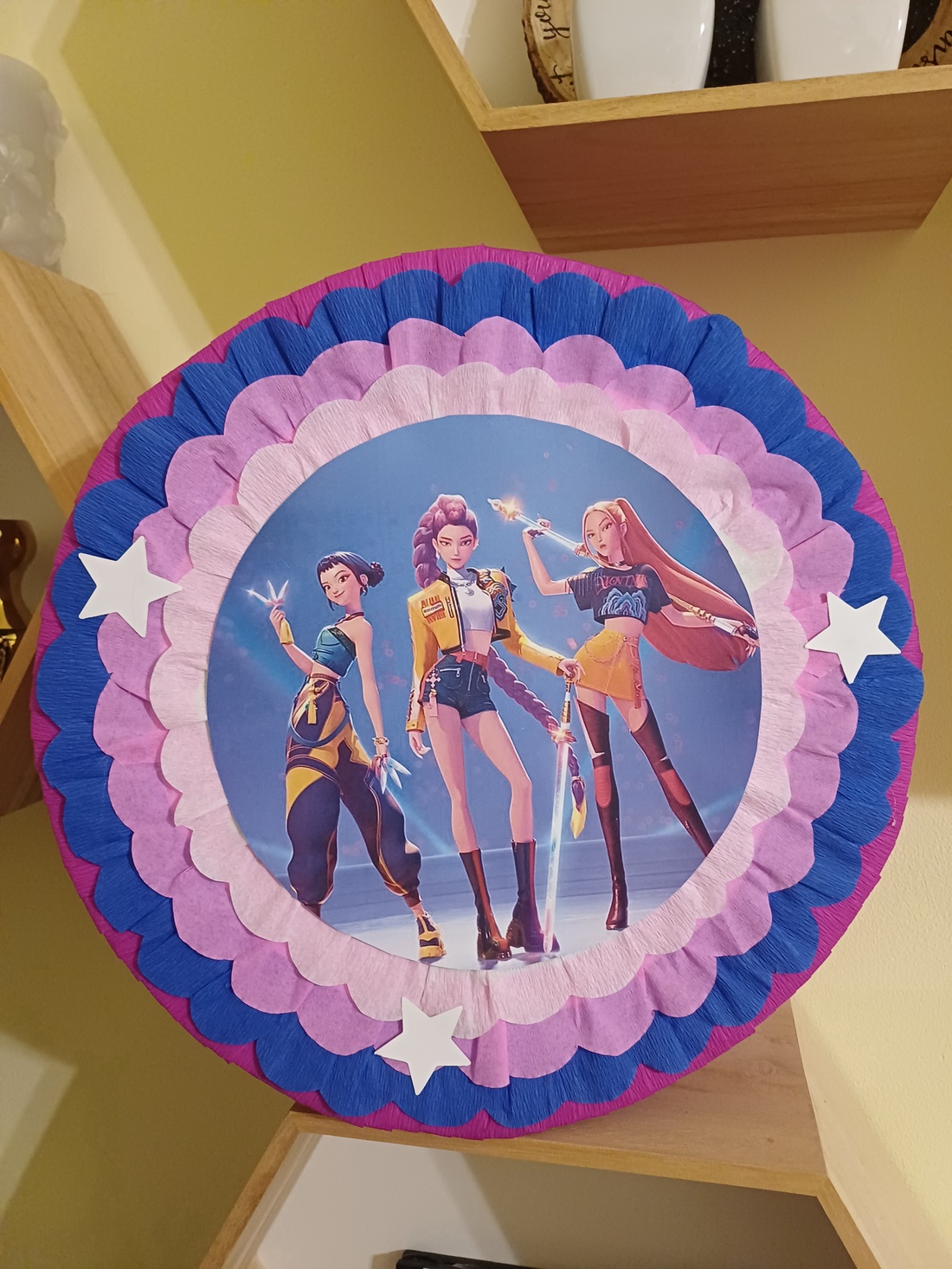 Piñata pinata piniata KPop Demon Hunters - jucării și echipamente pentru copii - jocuri de rol - Artynos.ro