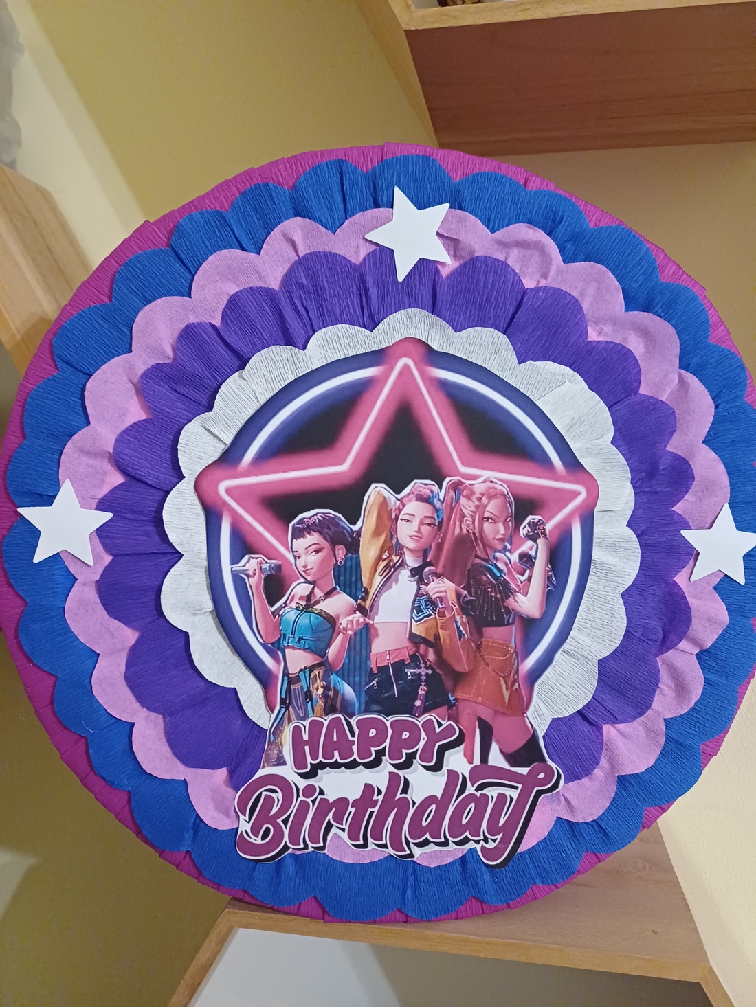 Piñata pinata piniata KPop Demon Hunters - jucării și echipamente pentru copii - jocuri de rol - Artynos.ro