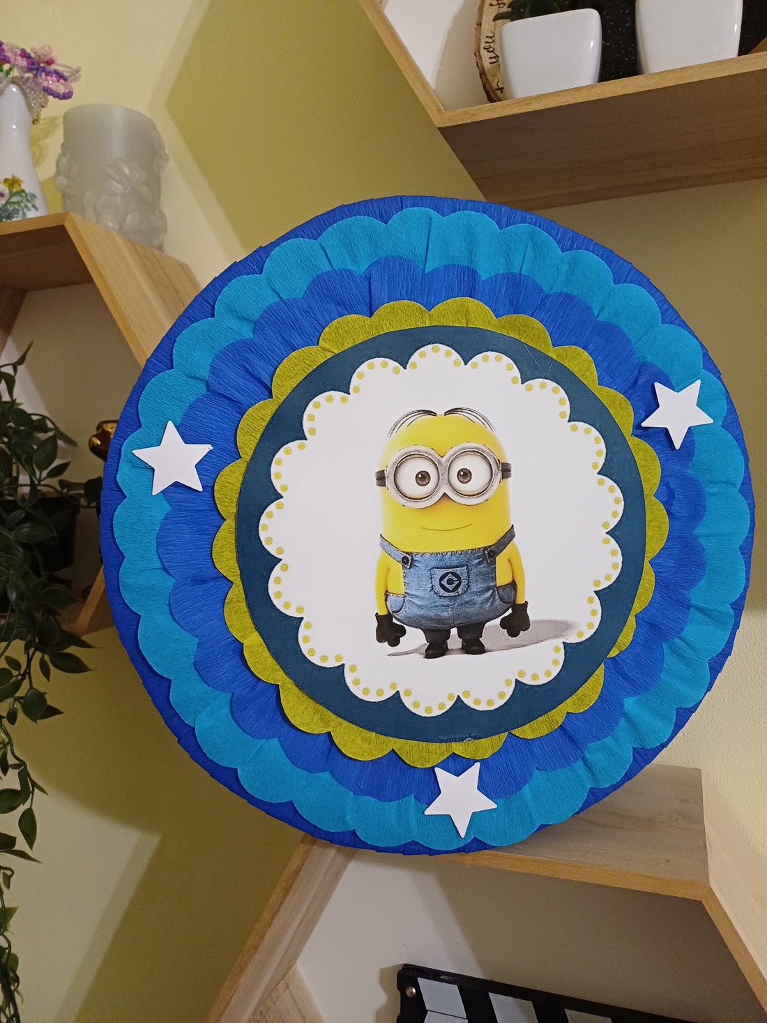 Piñata pinata piniata Minions  - jucării și echipamente pentru copii - jocuri de mișcare - Artynos.ro