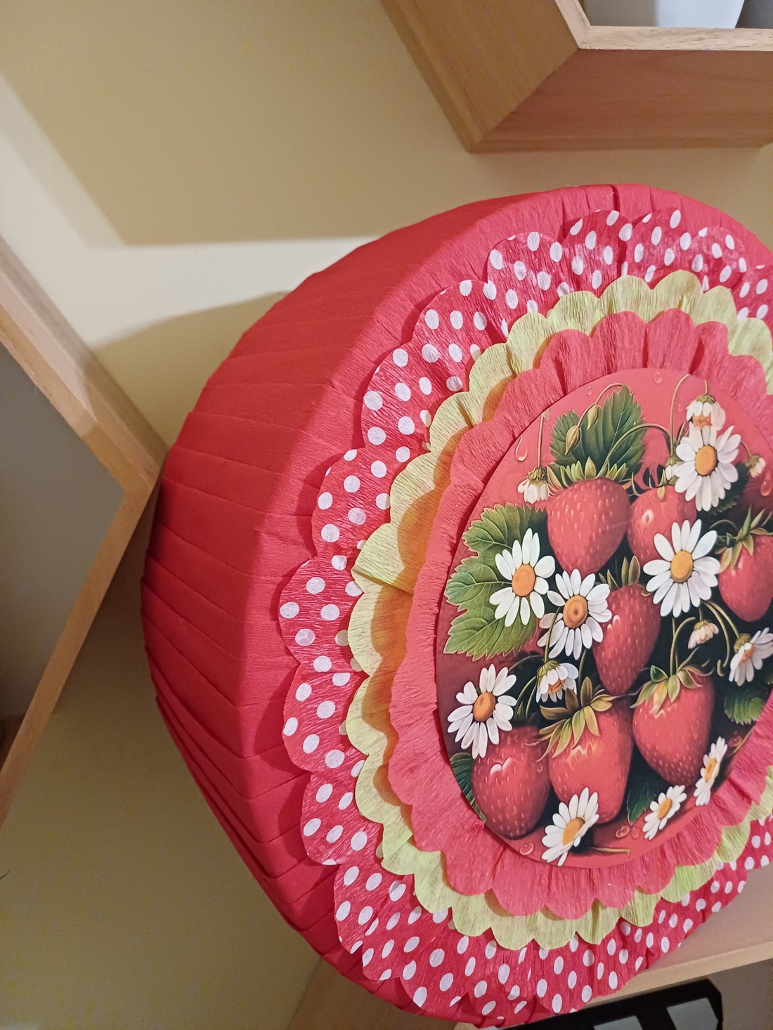 Piñata pinata piniata Căpșunica Strawberry - jucării și echipamente pentru copii - jocuri de rol - Artynos.ro