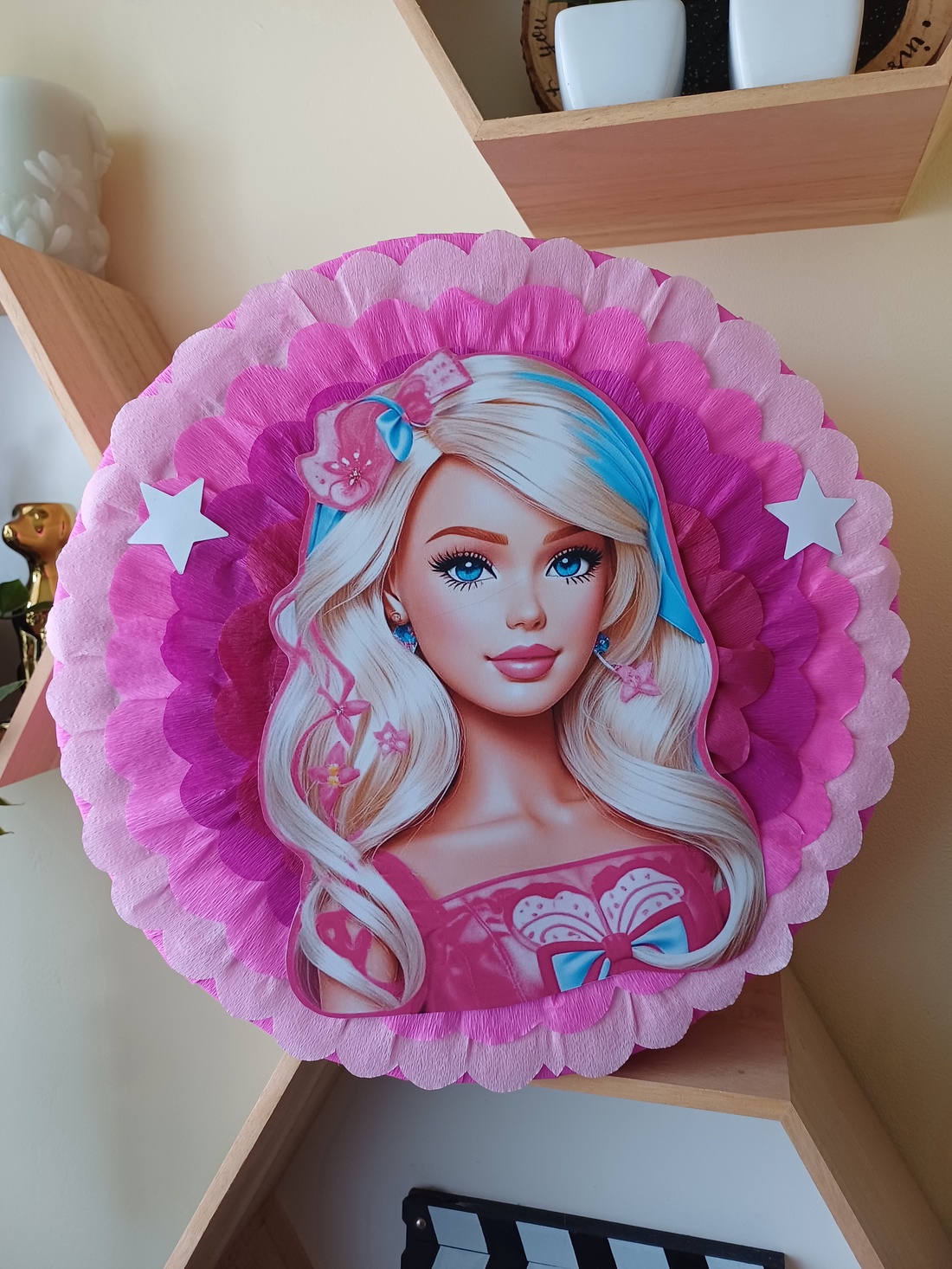 Piñata pinata piniata Barbie  - jucării și echipamente pentru copii - jocuri de rol - Artynos.ro