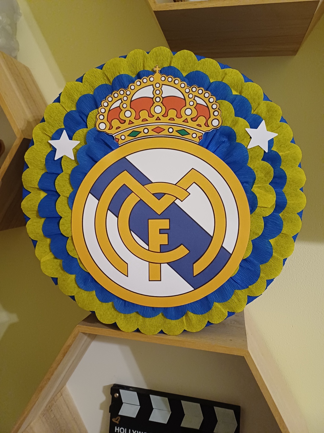 Piñata pinata piniata Real Madrid  - jucării și echipamente pentru copii - jocuri de mișcare - Artynos.ro