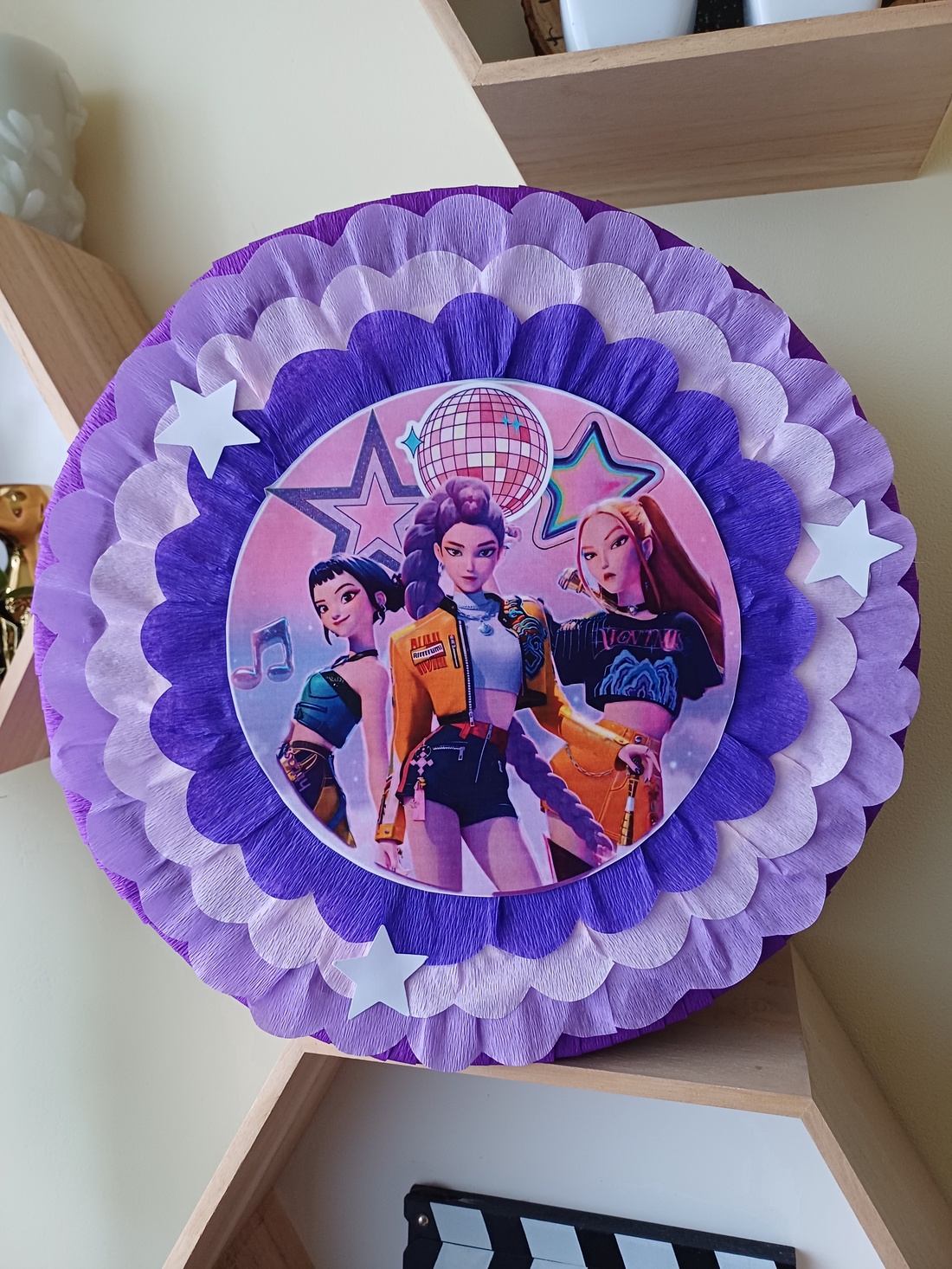 Piñata pinata K-Pop  - jucării și echipamente pentru copii - jocuri de mișcare - Artynos.ro