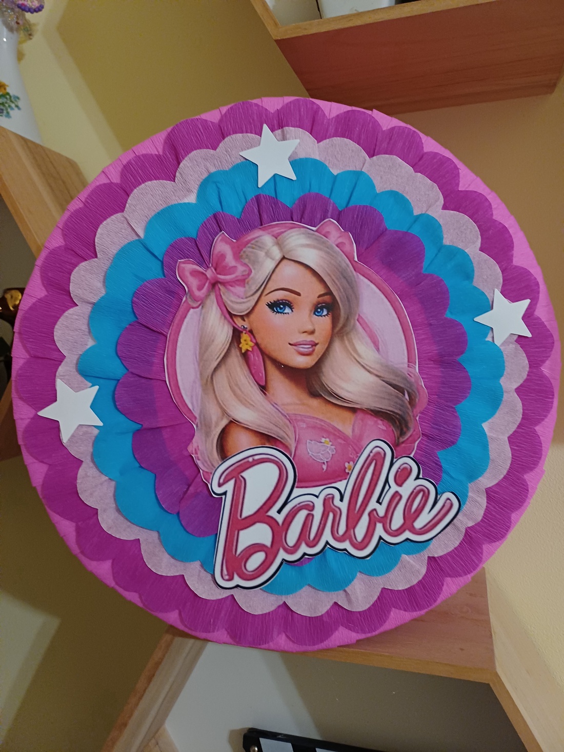 Piñata pinata piniata Barbie  - jucării și echipamente pentru copii - jocuri de mișcare - Artynos.ro