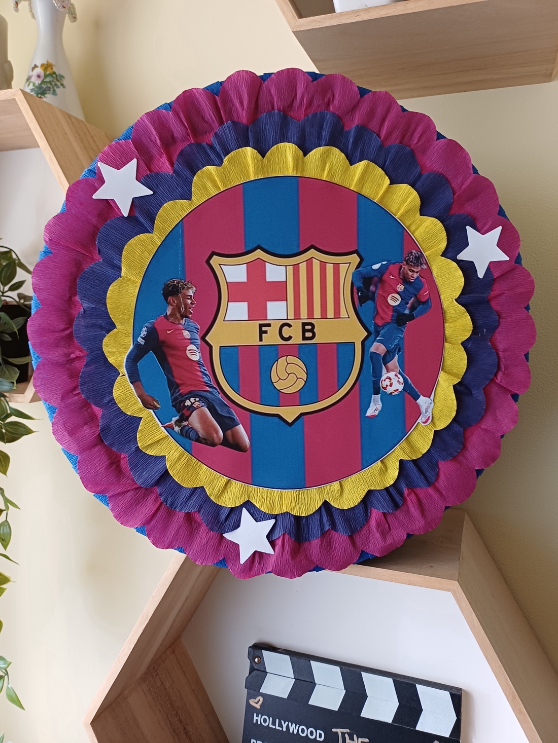 Piñata pinata piniata Lamine Jamal fotbal - jucării și echipamente pentru copii - jocuri de rol - Artynos.ro