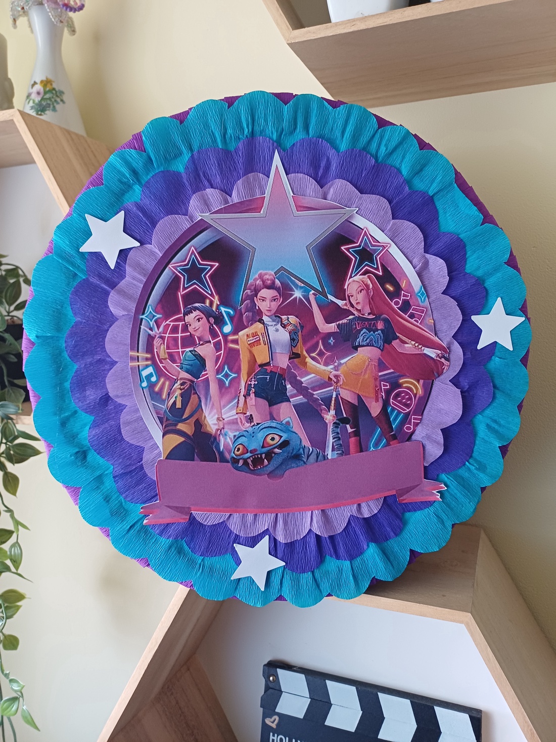 Piñata pinata piniata K-Pop  - jucării și echipamente pentru copii - jocuri de mișcare - Artynos.ro