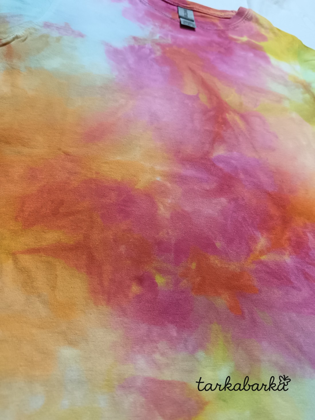 Batik T-shirt dimensiune 2XL pentru femei - - Artynos.ro Batik T-shirt dimensiune 2XL pentru femei - - Artynos.ro