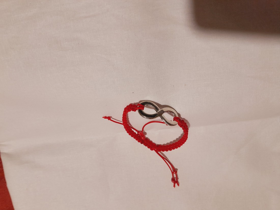 Brățară macramé Infinity, (roșu) - - Artynos.ro Brățară macramé Infinity, (roșu) - - Artynos.ro