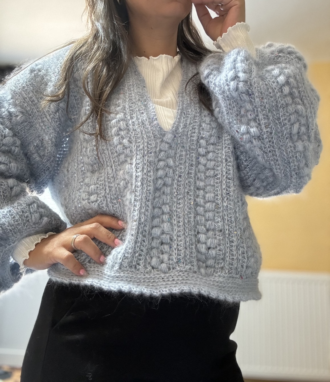 Pulover handmade �Soft Winter - îmbrăcăminte și modă - haine damă - bluze damă - Artynos.ro