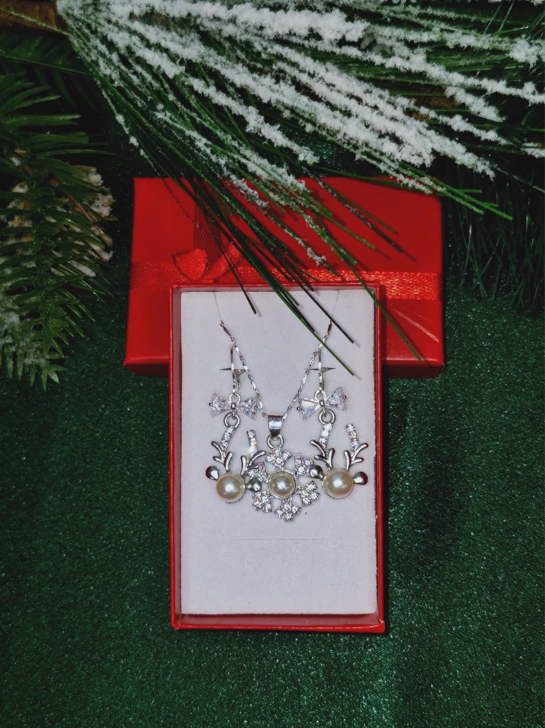 Set argint 925 cu reni și fundițe de zirconiu - crăciun - cadouri de moș crăciun - cadouri de moș crăciun - Artynos.ro