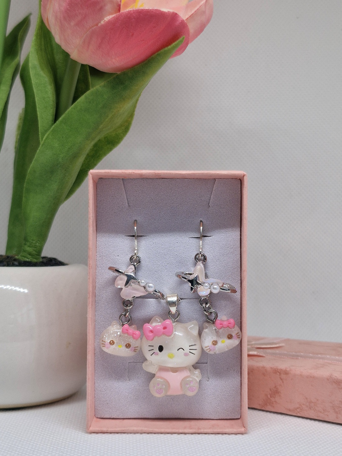 Set argint 925 cu Hello Kitty - bijuterii - cercei - cercei din argint - Artynos.ro