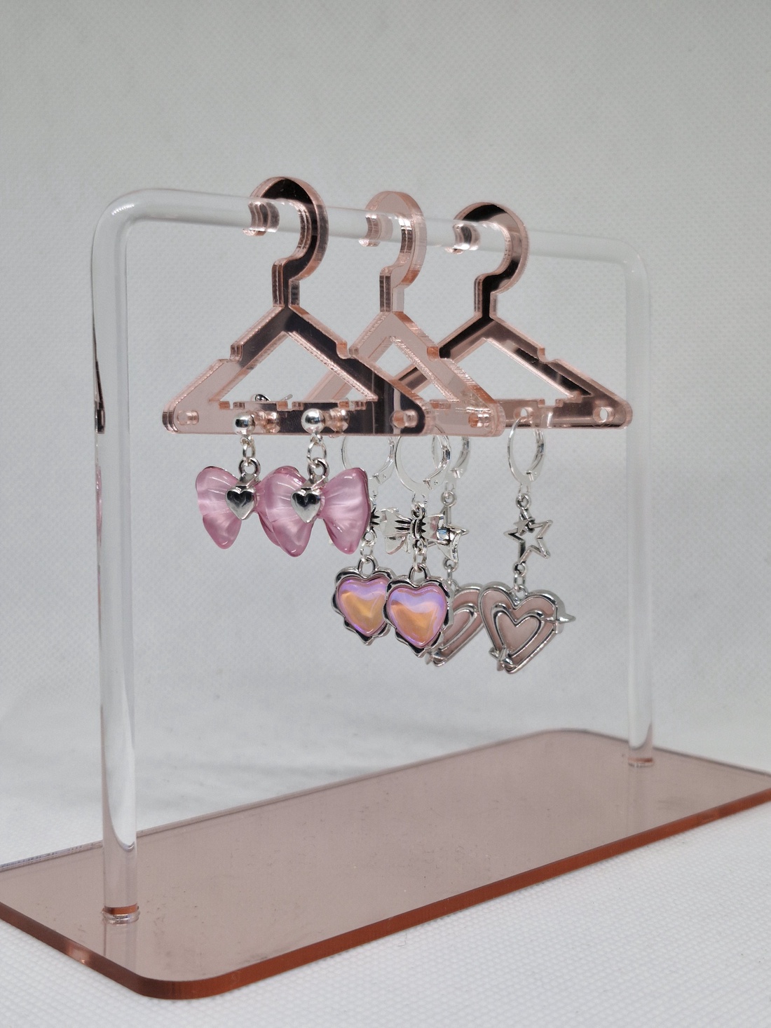 Cercei argint 925 cu fundițe și inimi roz - bijuterii - cercei - cercei din argint - Artynos.ro