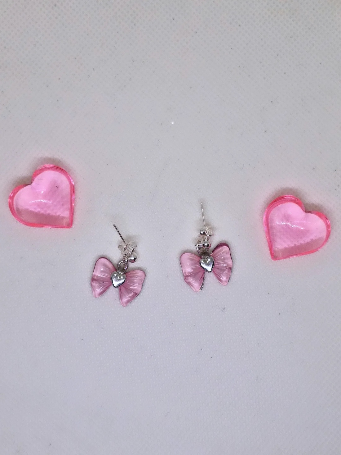 Cercei argint 925 cu fundițe roz - bijuterii - cercei - cercei din argint - Artynos.ro