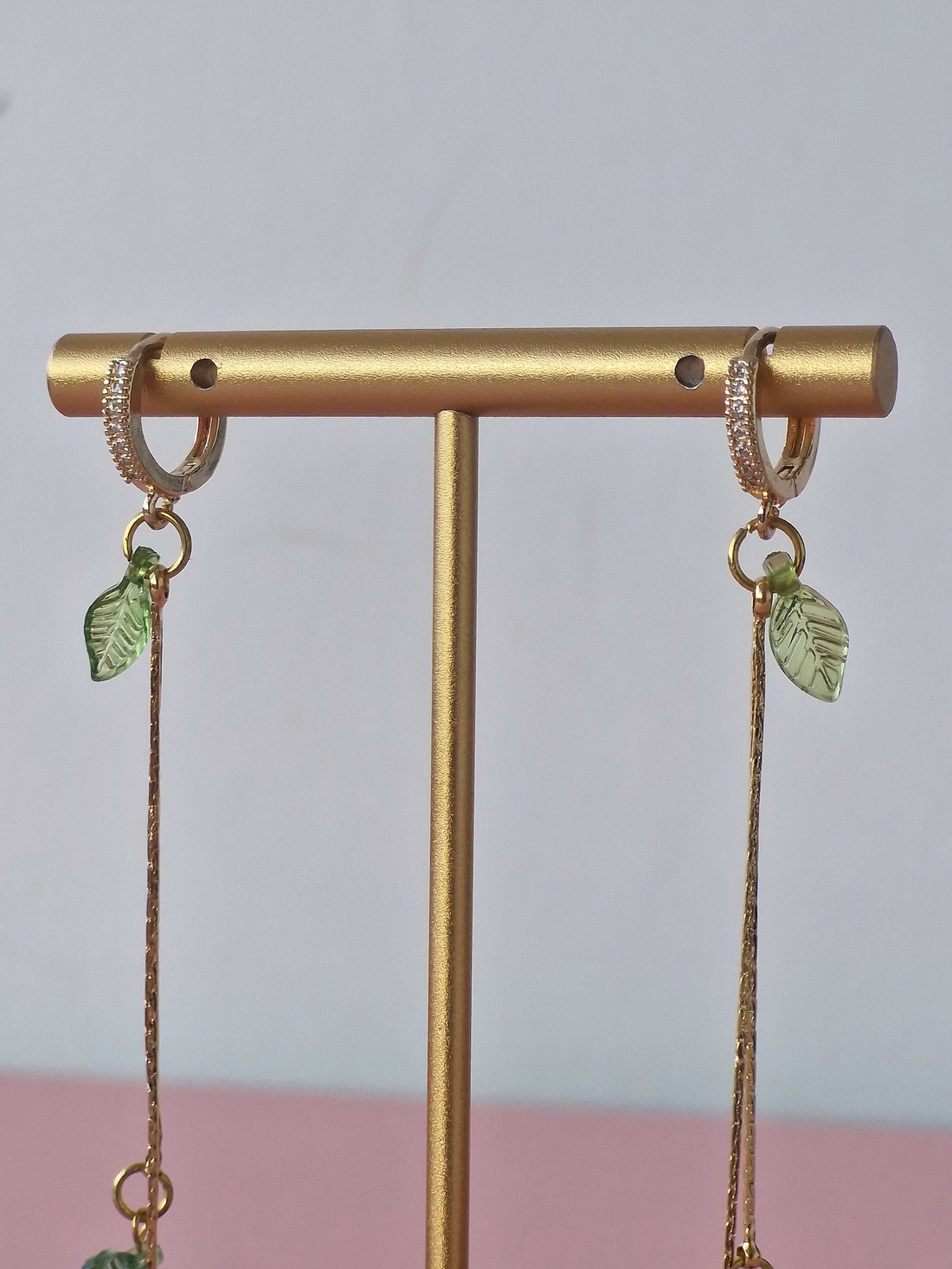 Cercei Vestirea Primăverii cu lalele mov - bijuterii - mărțișor - Artynos.ro